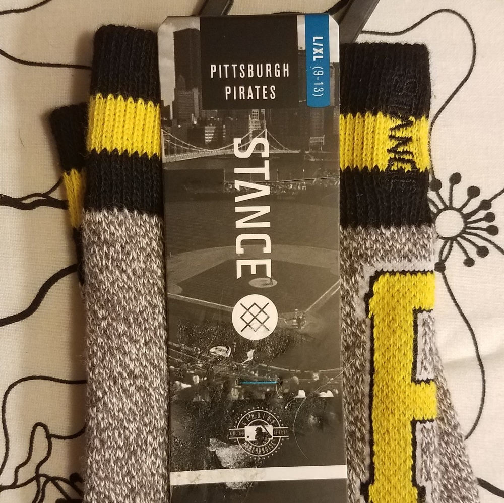 NWT: Pittsburgh Pirates PNC Park knee socks 2001